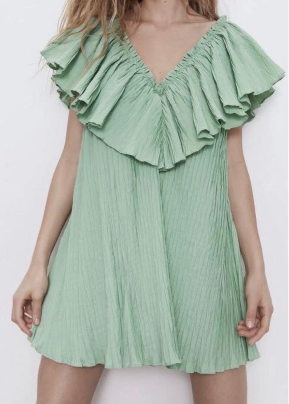 Zara Voluminous Pleated Dress Green Ruffle Off Shoulder Plisse Mini Blogger Fav